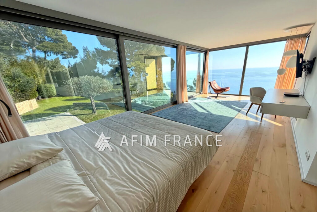 Cap d’Ail, magnifique villa Californienne neuve d’environ 400m – 8 pièces – 5 chambres – 380.00 m²