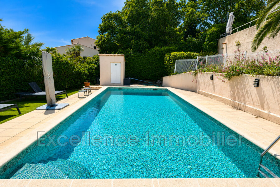 Maison à vendre à Les issambres