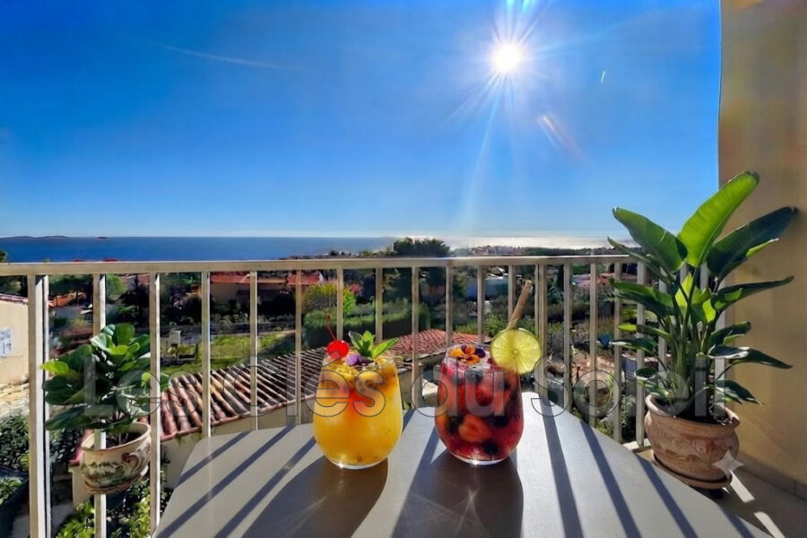 Appartement à vendre à Bandol — Vue mer — photo 2