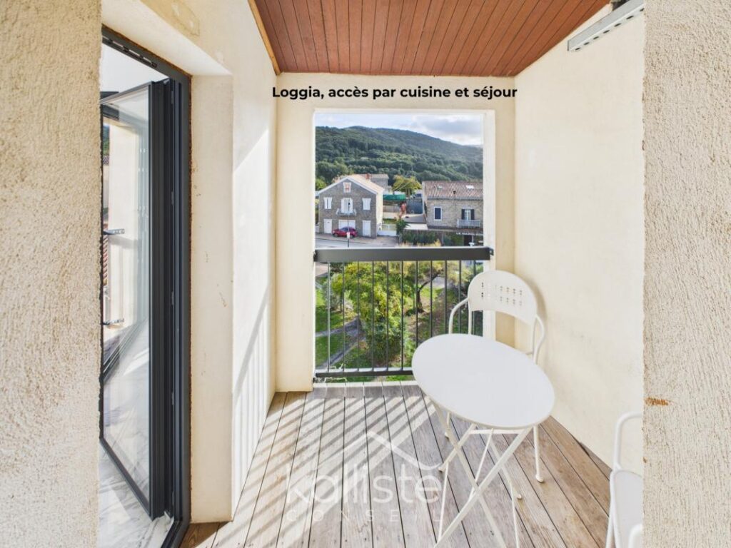 Grand T5 lumineux sur CAURO – 5 pièces – 3 chambres – 89 m²