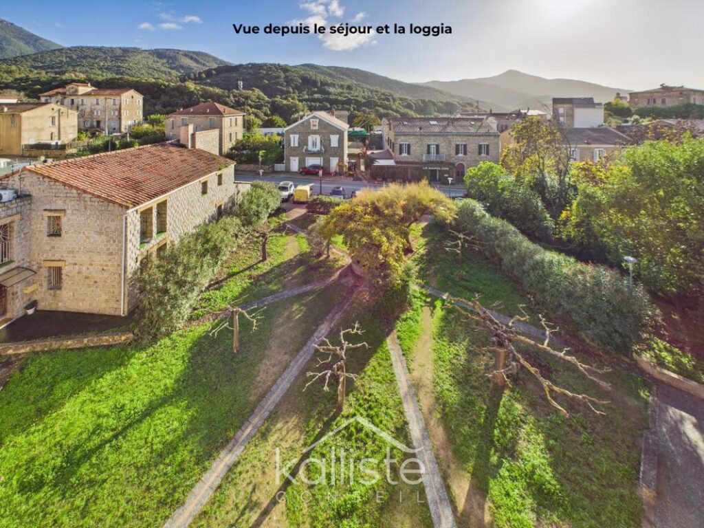 Grand T5 lumineux sur CAURO – 5 pièces – 3 chambres – 89 m²