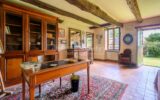 À 20 minutes de Vannes et des plages, un manoir breton chargé d’histoire – 9 pièces – 4 chambres – 222 m²
