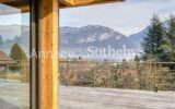 Grande maison contemporaine en structure bois avec vue lac et montagnes à Sevrier – 7 pièces – 5 chambres – 273 m²