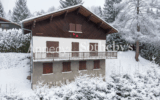 Chalet à rénover à la Clusaz. – 8 pièces – 6 chambres – 146 m²