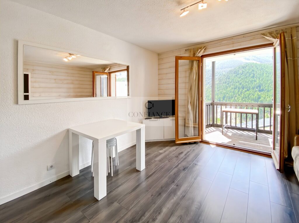 Appartement – 1 pièce – NR chambres – 12  – 24 m²