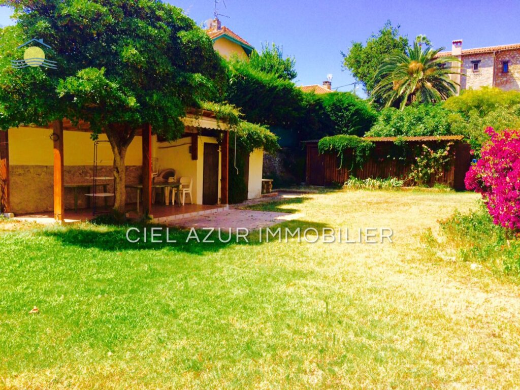 location saisonnière villa 5 Pièce(s) – 5 pièces – 4 chambres – 120.00 m²