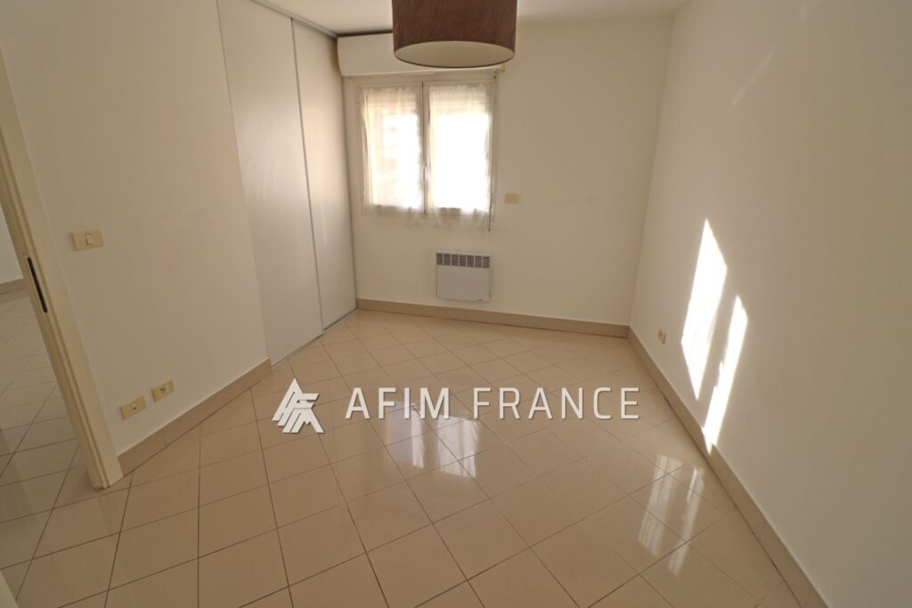 Résidence Beauséjour, appartement 3 pièces vide, traversant, c – 3 pièces – 2 chambres – 63.00 m²