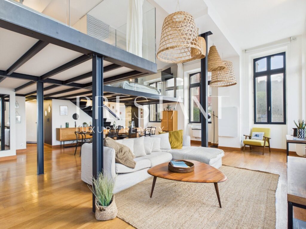 Appartement – 3 pièces – 2 chambres – 110 m²