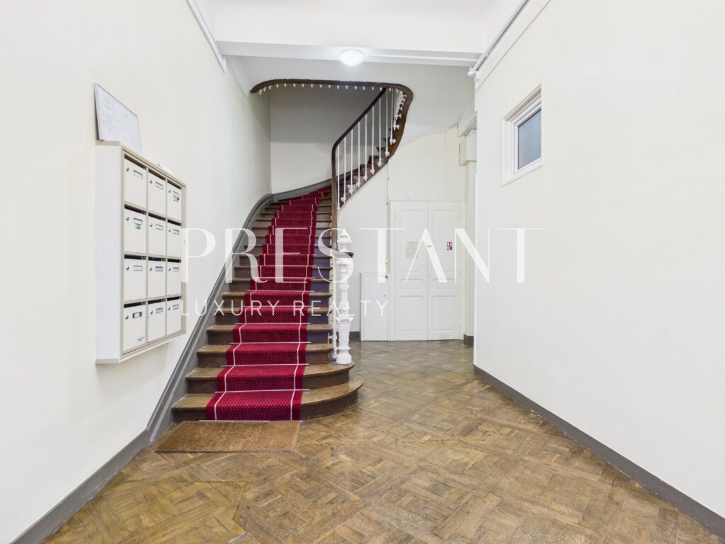 Appartement – 3 pièces – 2 chambres – 110 m²