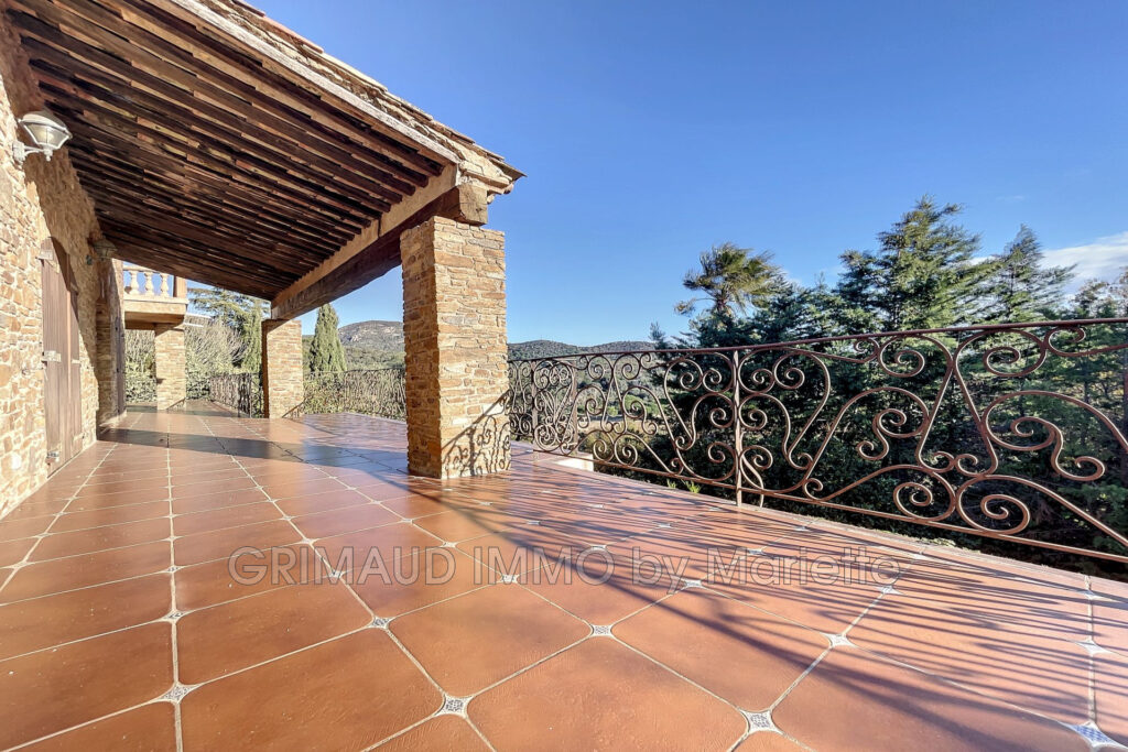 vente maison 10 Pièce(s) – 10 pièces – 9 chambres – 497.72 m²