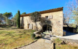 Authentique bergerie provençale ? Location saisonnière à Lacos – NR pièces – 4 chambres – 160.00 m²