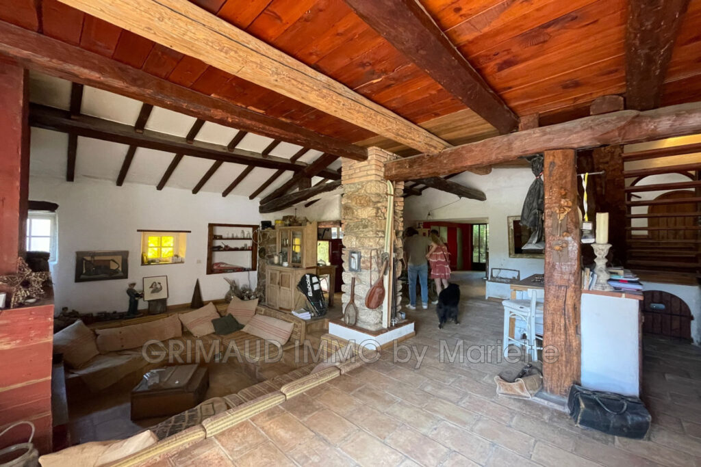 vente maison de hameau – NR pièces – 2 chambres – 104.30 m²