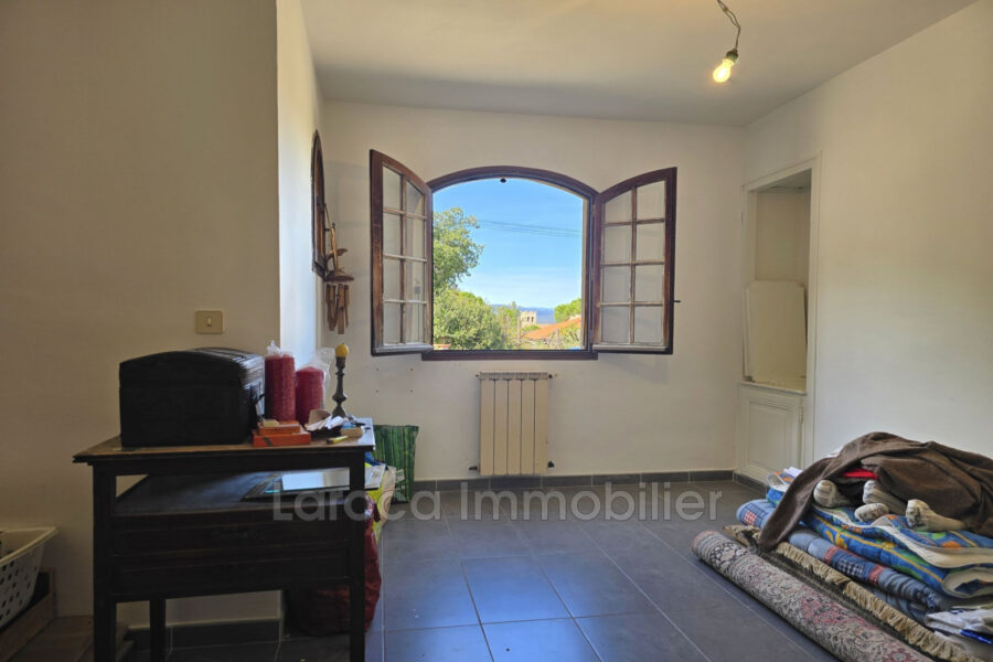 Maison à vendre à Montesquieu-des-albères