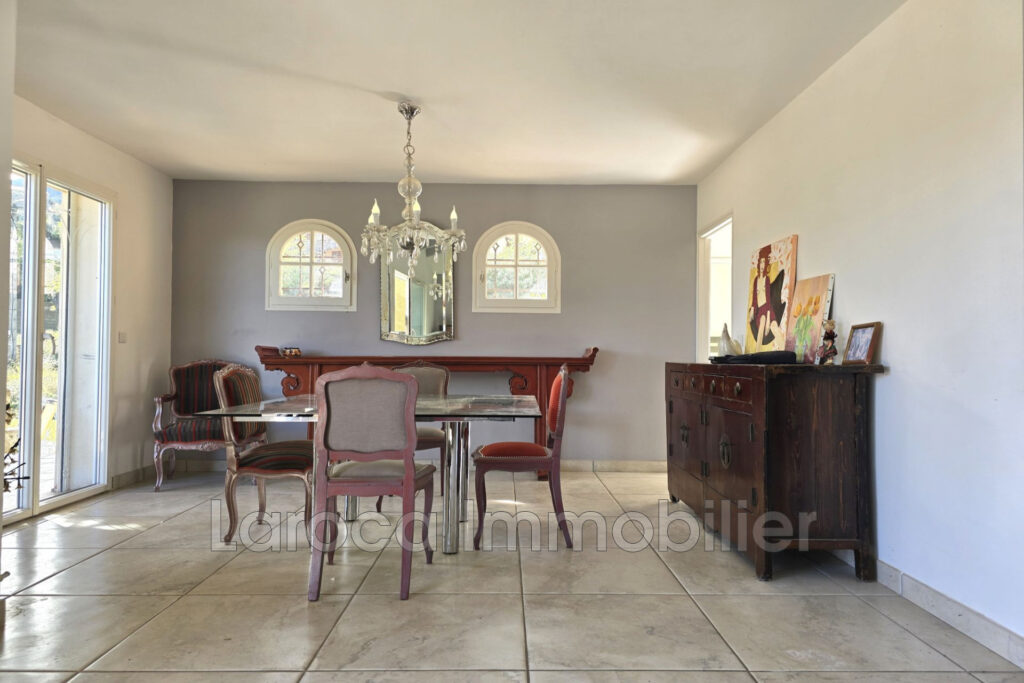 Achat villa à Montesquieu des Albères – 5 pièces – 5 chambres – 164.00 m²