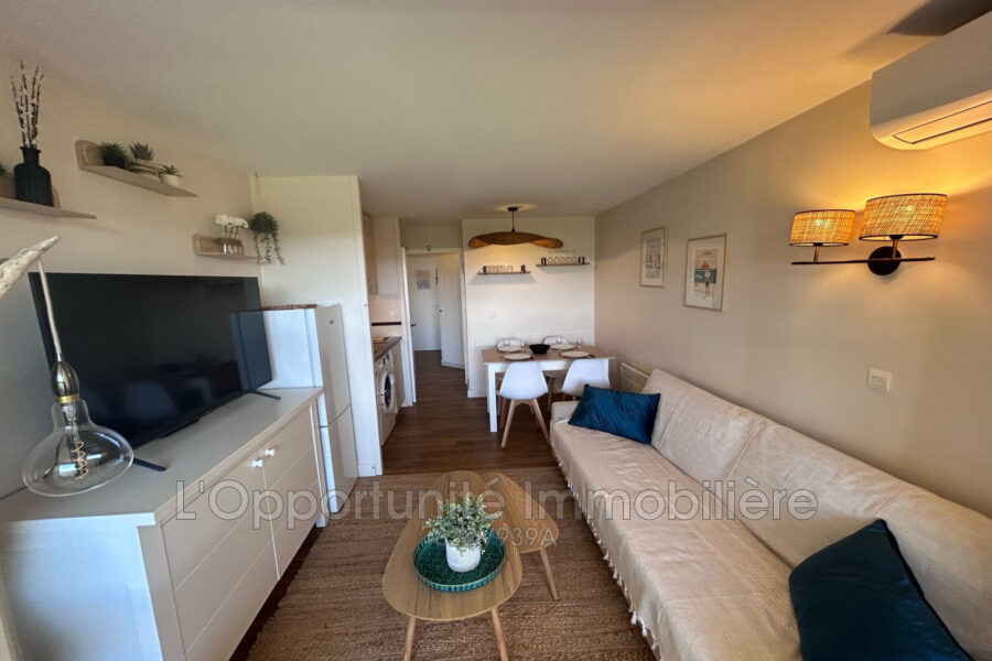 Appartement à vendre à Agay