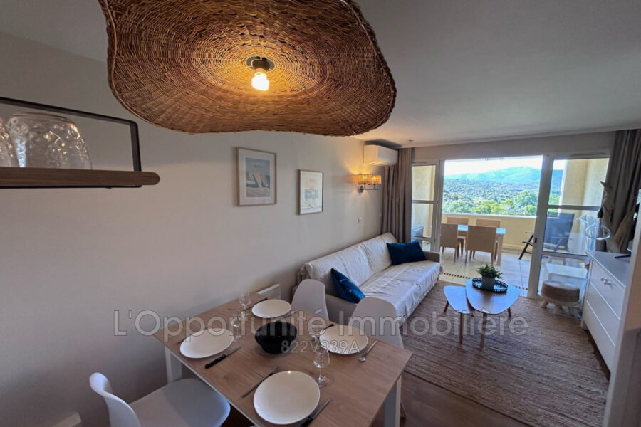 Appartement à vendre à Agay
