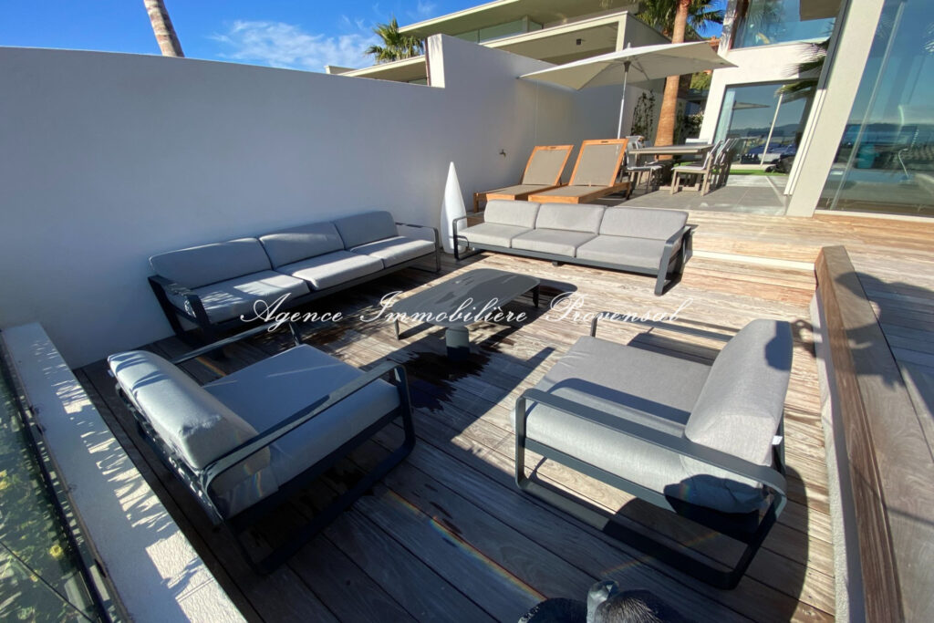 location saisonnière villa 5 Pièce(s) – 5 pièces – 4 chambres – 142.00 m²