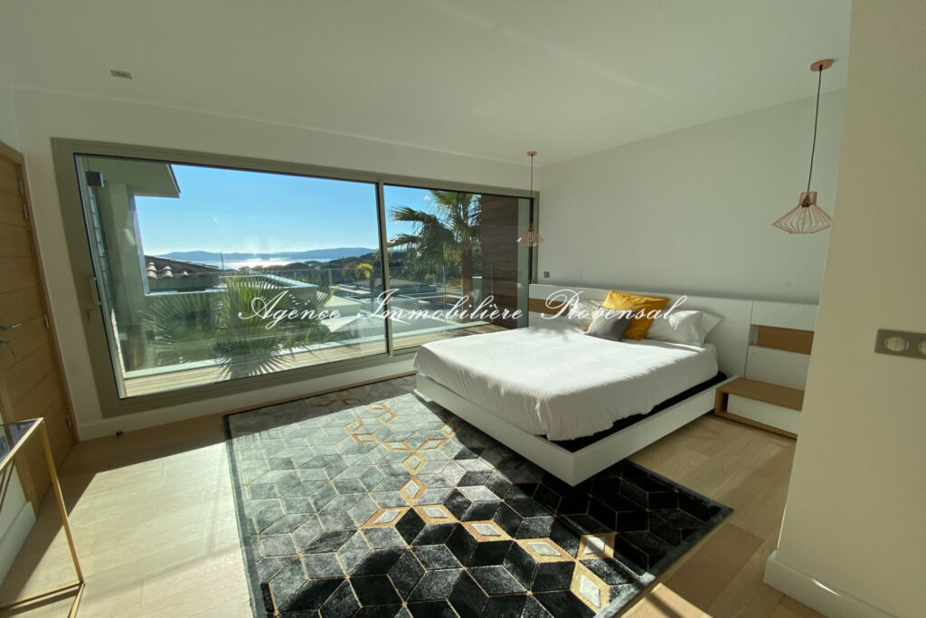 location saisonnière villa 5 Pièce(s) – 5 pièces – 4 chambres – 142.00 m²