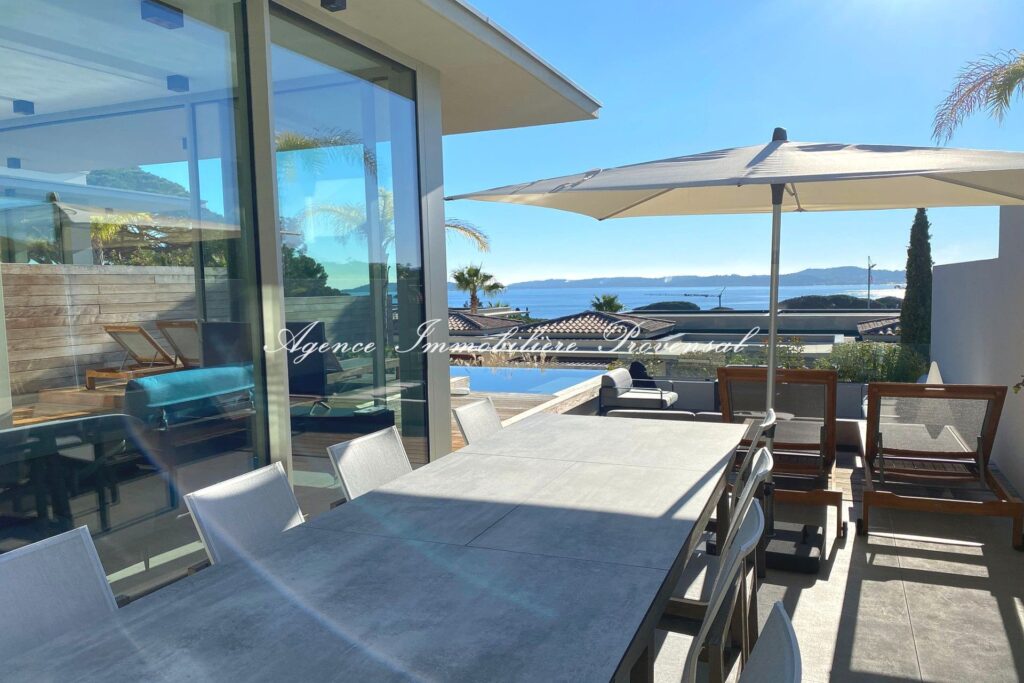 location saisonnière villa 5 Pièce(s) – 5 pièces – 4 chambres – 142.00 m²