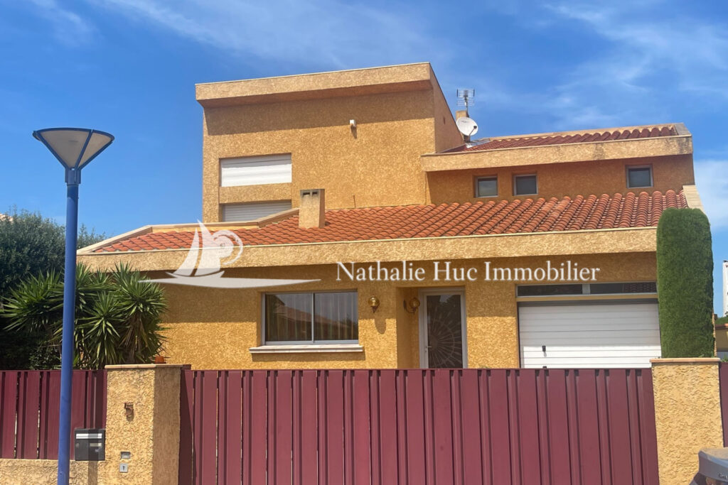 vente villa 6 Pièce(s) – 6 pièces – 4 chambres – 164.00 m²