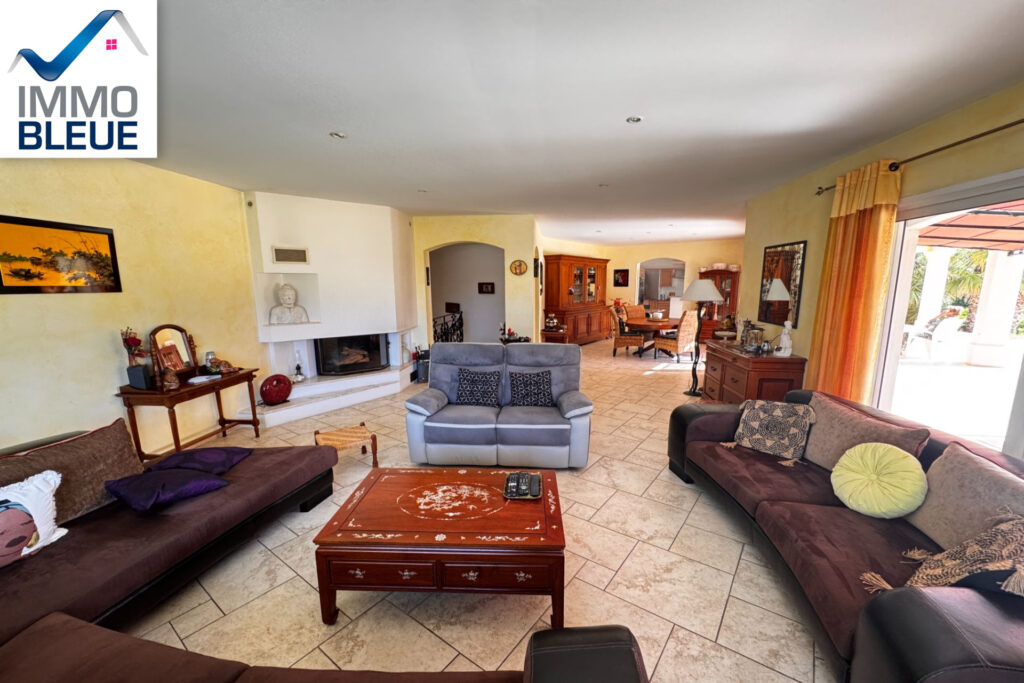 vente maison 4 Pièce(s) – 4 pièces – 3 chambres – 180.00 m²