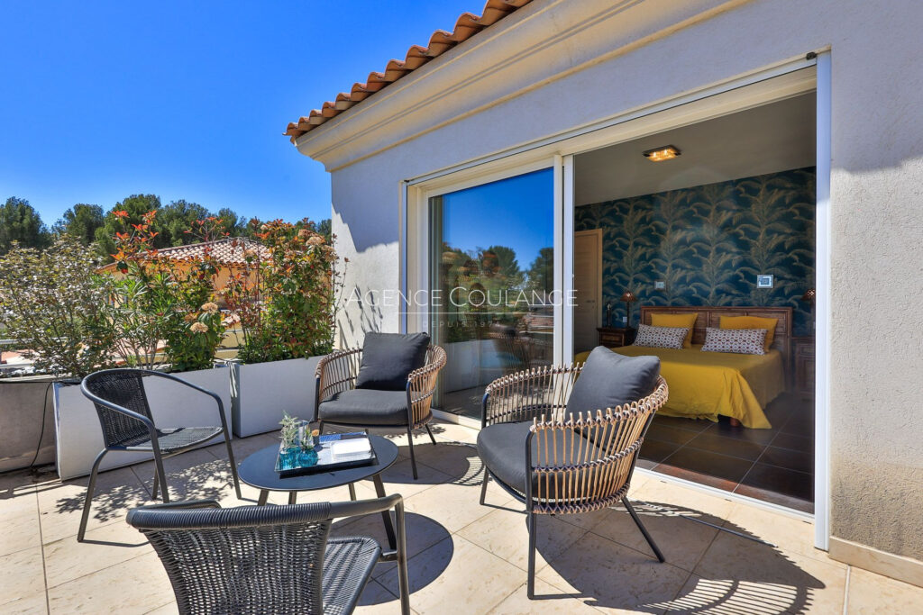 vente villa contemporaine 4 Pièce(s) – 4 pièces – 3 chambres – 172.00 m²