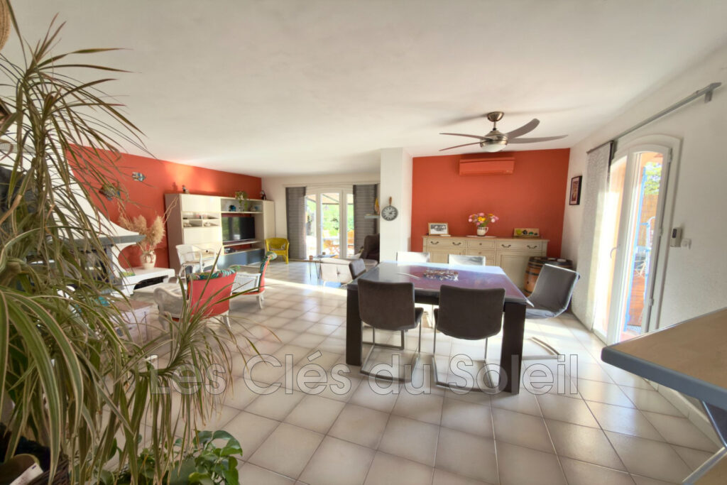 vente maison 4 Pice(s) – 4 pièces – 3 chambres – 100.00 m²