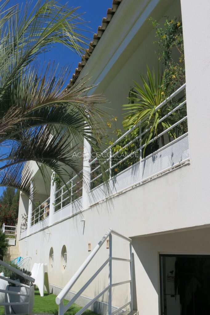 vente villa contemporaine 4 Pièce(s) – 4 pièces – 3 chambres – 172.00 m²