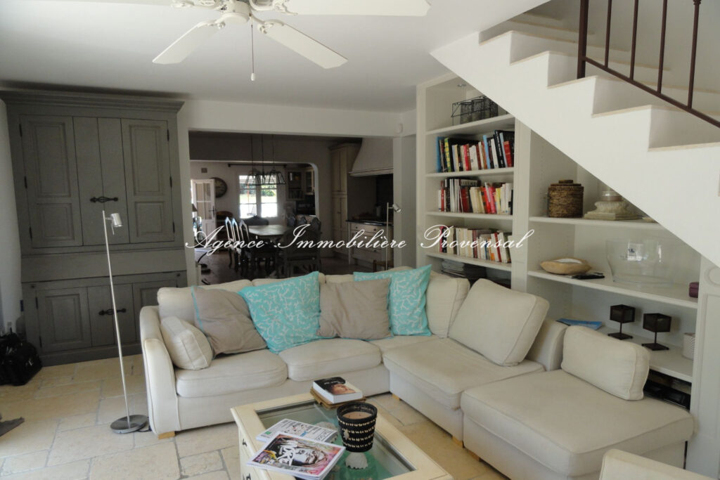 location saisonnière maison 5 Pièce(s) – 5 pièces – 4 chambres – 120.00 m²