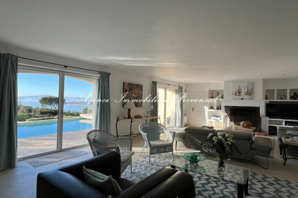 location saisonnière maison 6 Pièce(s) – 6 pièces – 5 chambres – 280.00 m²