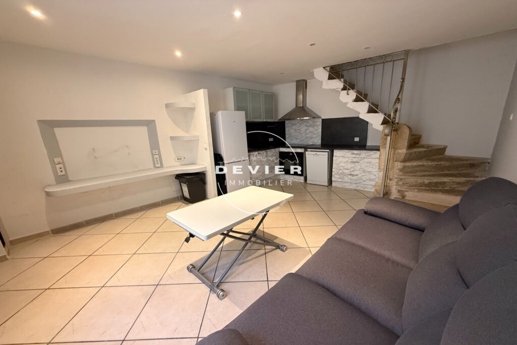 location maison de village 2 Pièce(s) – 2 pièces – 1 chambre – 38.41 m²