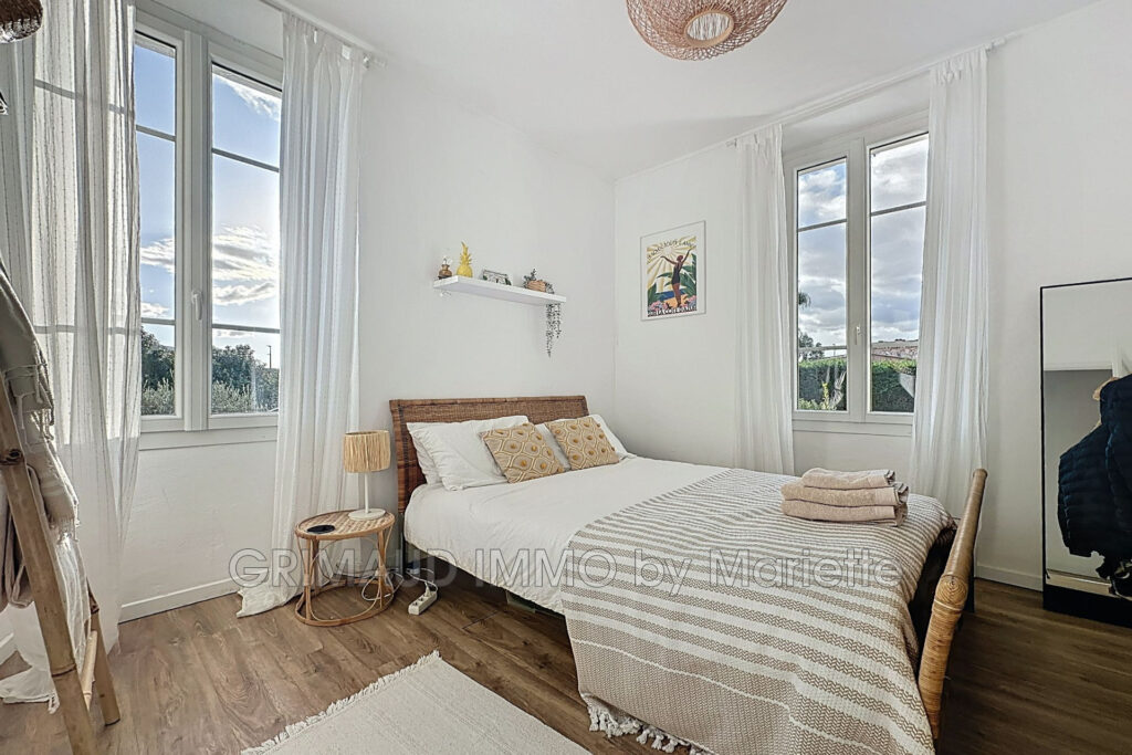 belle maison avec 5 chambres – 5 pièces – 5 chambres – 141.38 m²