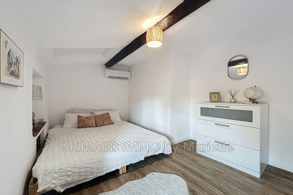 belle maison avec 5 chambres – 5 pièces – 5 chambres – 141.38 m²