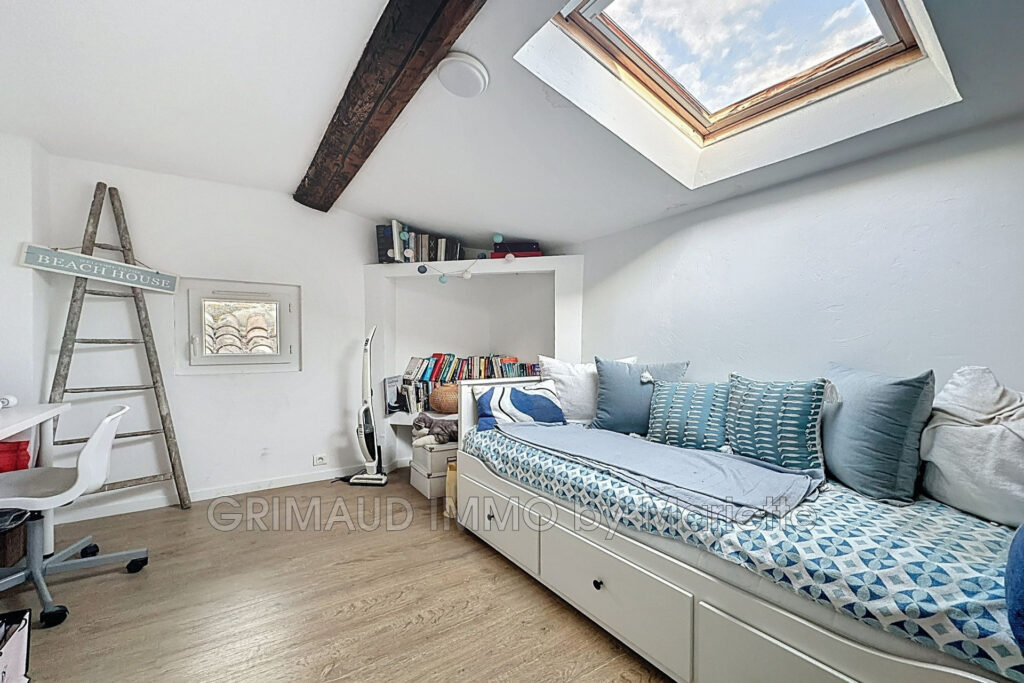 belle maison avec 5 chambres – 5 pièces – 5 chambres – 141.38 m²