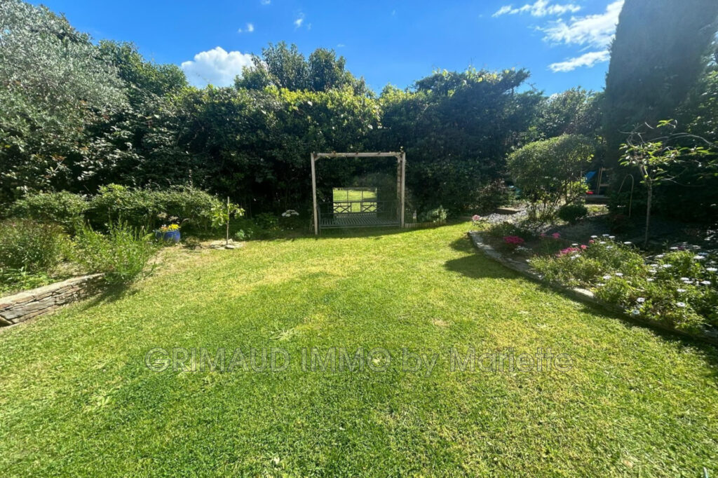 belle maison avec 5 chambres – 5 pièces – 5 chambres – 141.38 m²