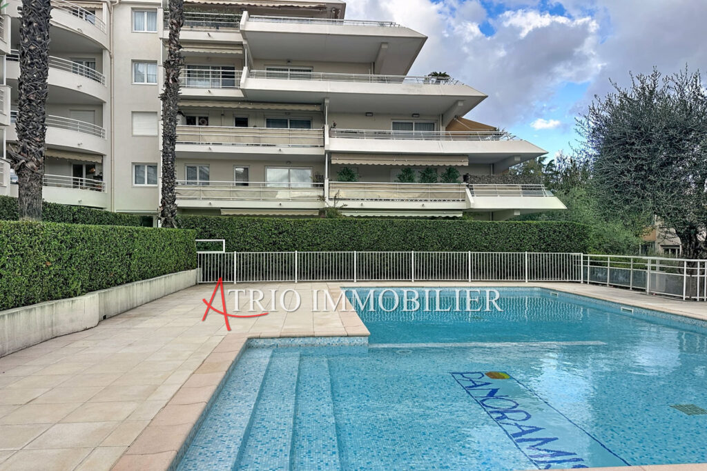 Proche des commodités au calme, en pleine verdure, dans le qua – 2 pièces – 1 chambre – 35.00 m²