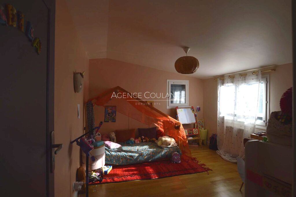 vente maison 8 Pièce(s) – 8 pièces – 6 chambres – 183.00 m²