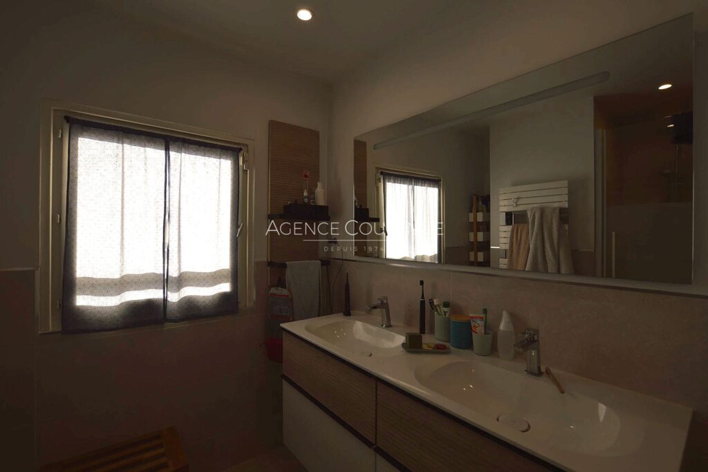 vente maison 8 Pièce(s) – 8 pièces – 6 chambres – 183.00 m²