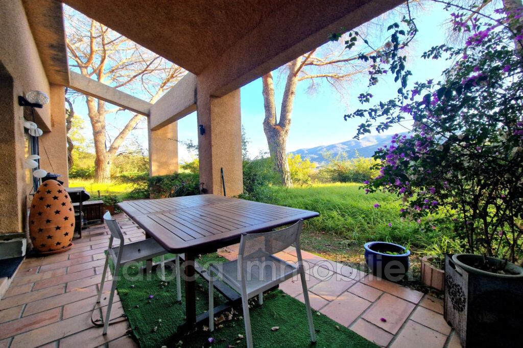 Maison de caractère plein sud avec piscine et vues imprenables – 7 pièces – 4 chambres – 175.00 m²