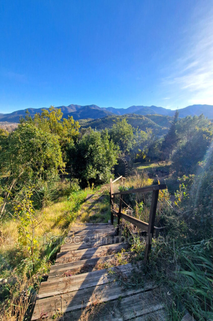Maison de caractère plein sud avec piscine et vues imprenables – 7 pièces – 4 chambres – 175.00 m²