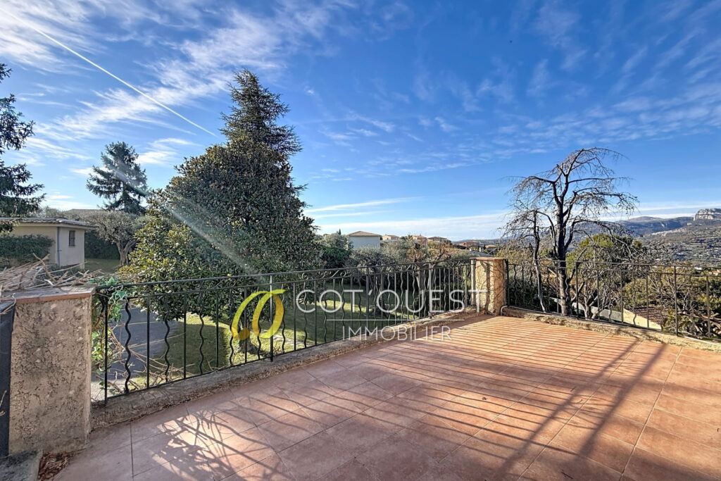 vente maison 7 Pièce(s) – 7 pièces – 5 chambres – 317.00 m²