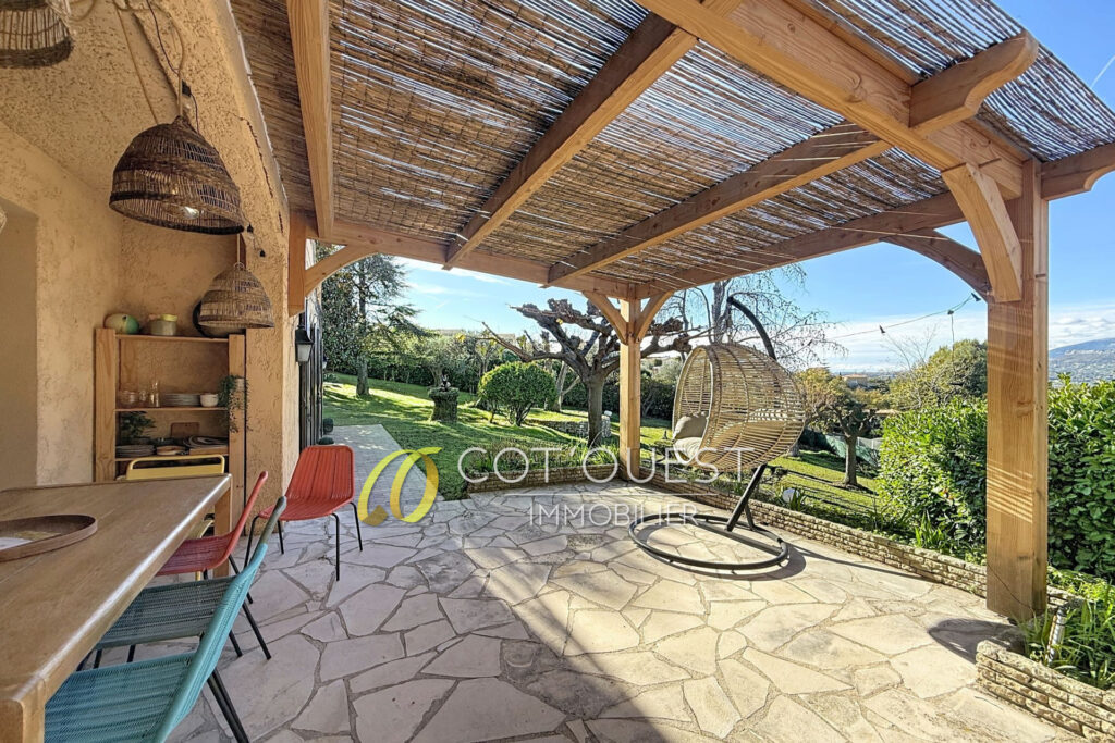 vente maison 7 Pièce(s) – 7 pièces – 5 chambres – 317.00 m²