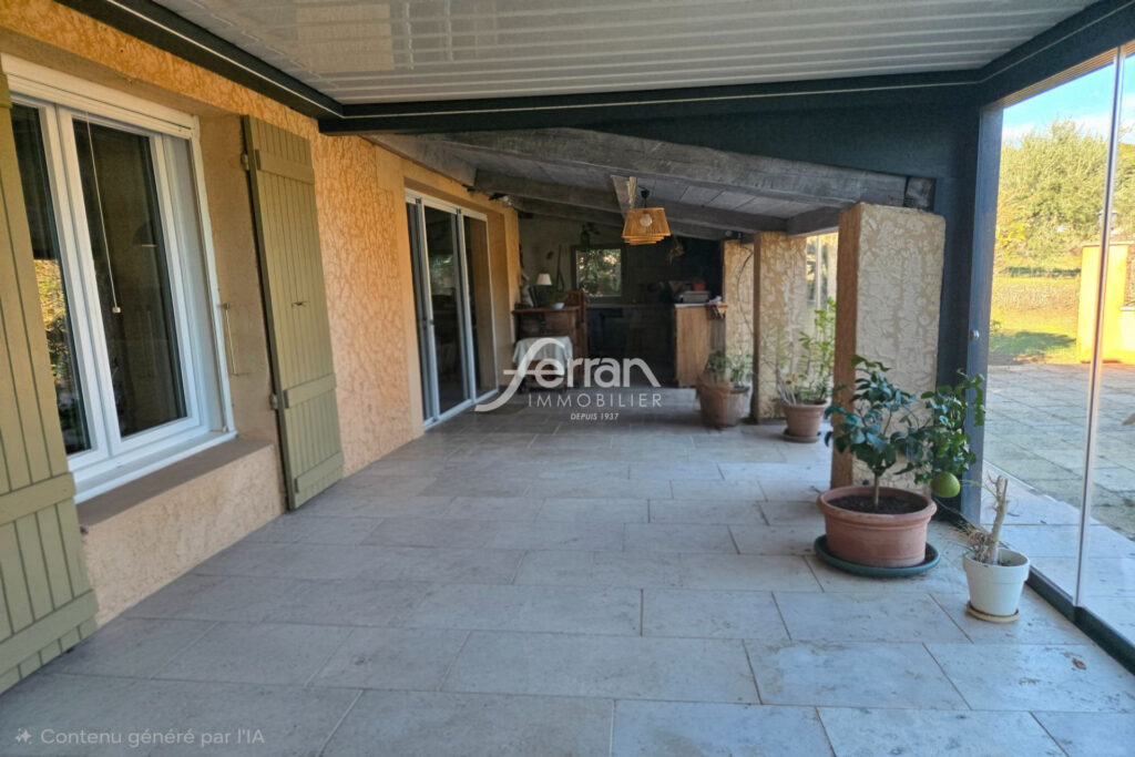 À vendre à Salernes villa 4 chambres sur un terrain de 4000m²  – 5 pièces – 4 chambres – 170.00 m²