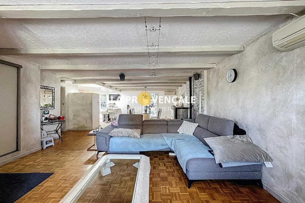 vente maison 5 Pièce(s) – 5 pièces – 4 chambres – 117.00 m²