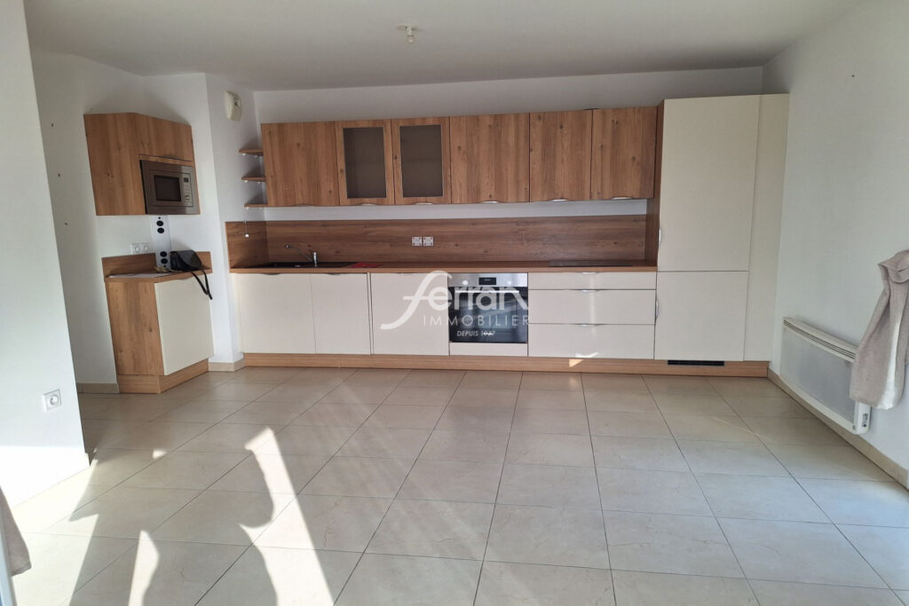 A LOUER TYPE 3 à DRAGUIGNAN – 3 pièces – 2 chambres – 55.83 m²