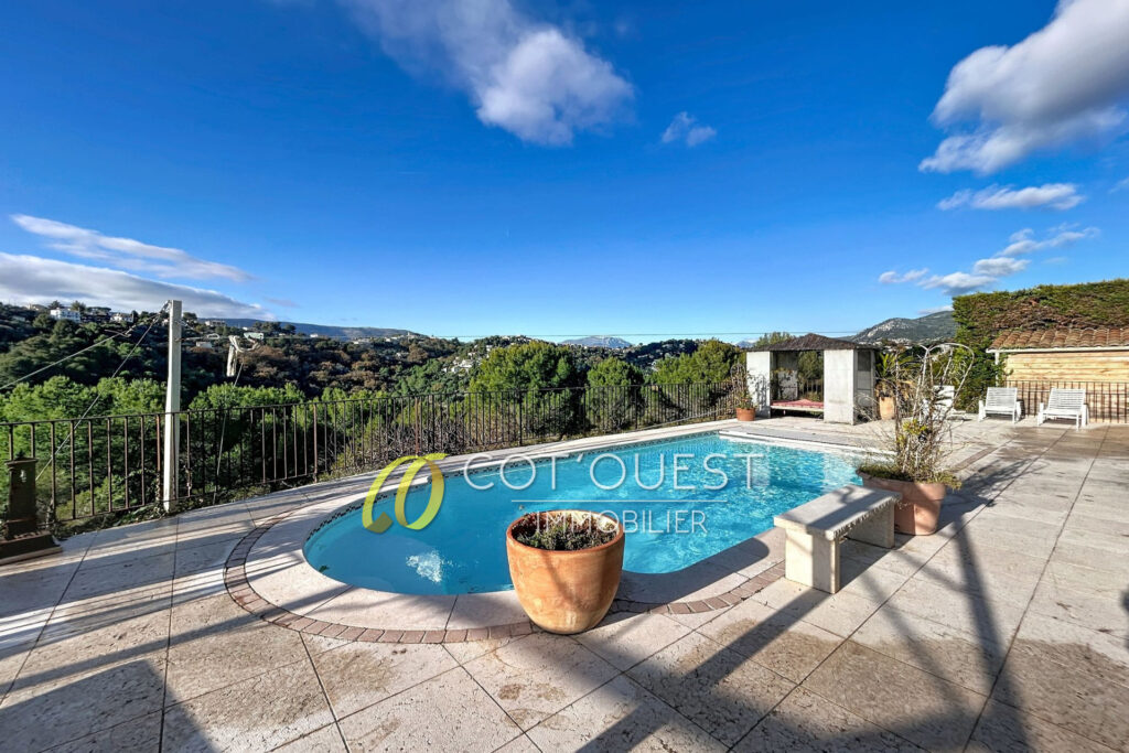 vente maison 5 Pièce(s) – 5 pièces – 4 chambres – 110.39 m²