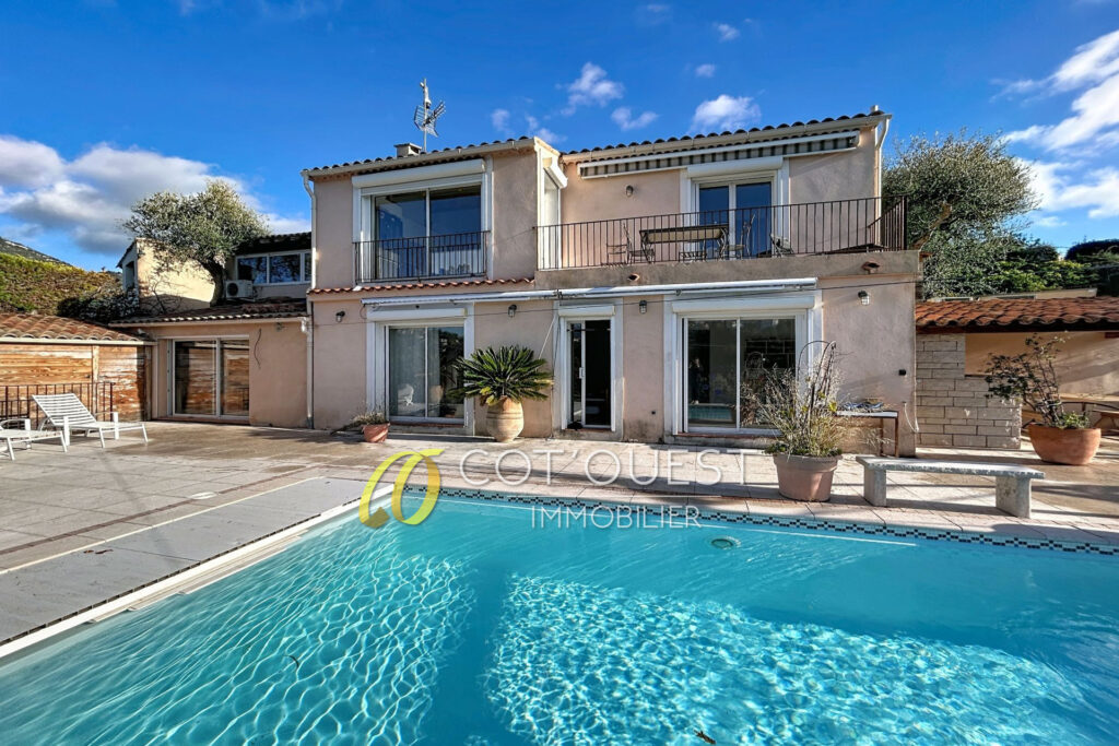 vente maison 5 Pièce(s) – 5 pièces – 4 chambres – 110.39 m²