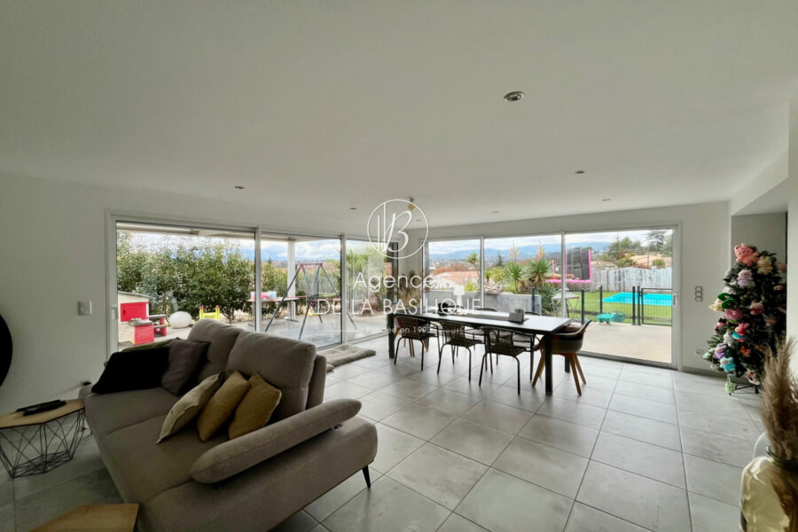 Maison à vendre à Saint-maximin-la-sainte-baume