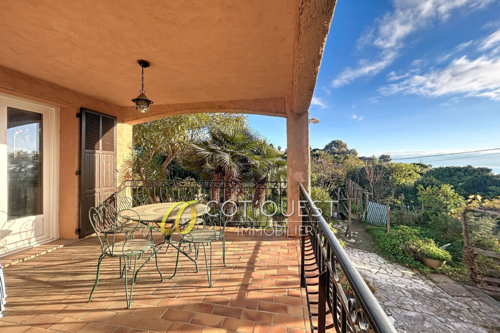 vente maison 7 Pièce(s) – 7 pièces – 6 chambres – 264.93 m²