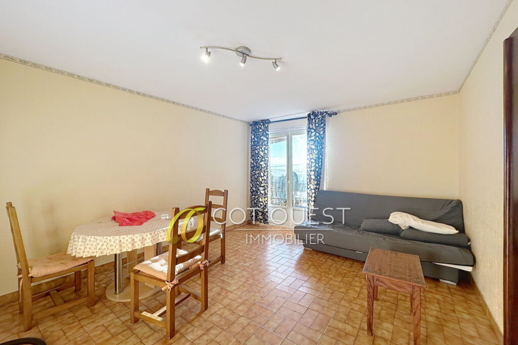 vente maison 7 Pièce(s) – 7 pièces – 6 chambres – 264.93 m²